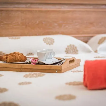 Playa De Fanabe Sleeps 6 With Pool Air Con And Wifi *